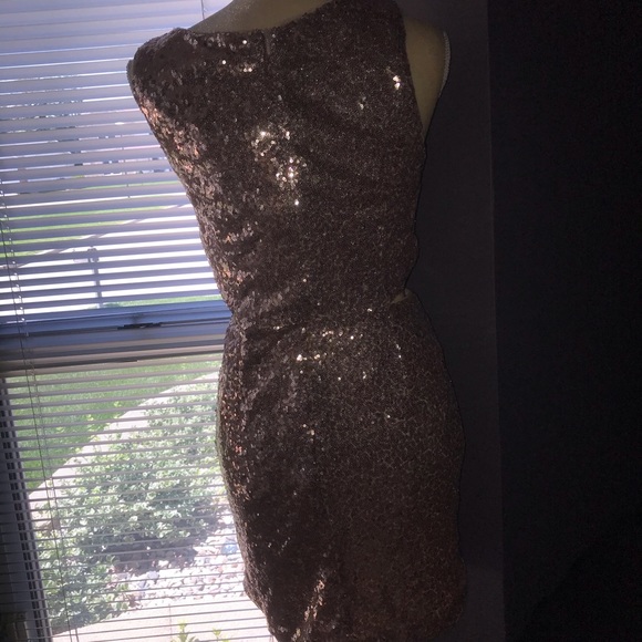 ROSE GOLD SUMMER DRESS!!!!! - Picture 3 of 4